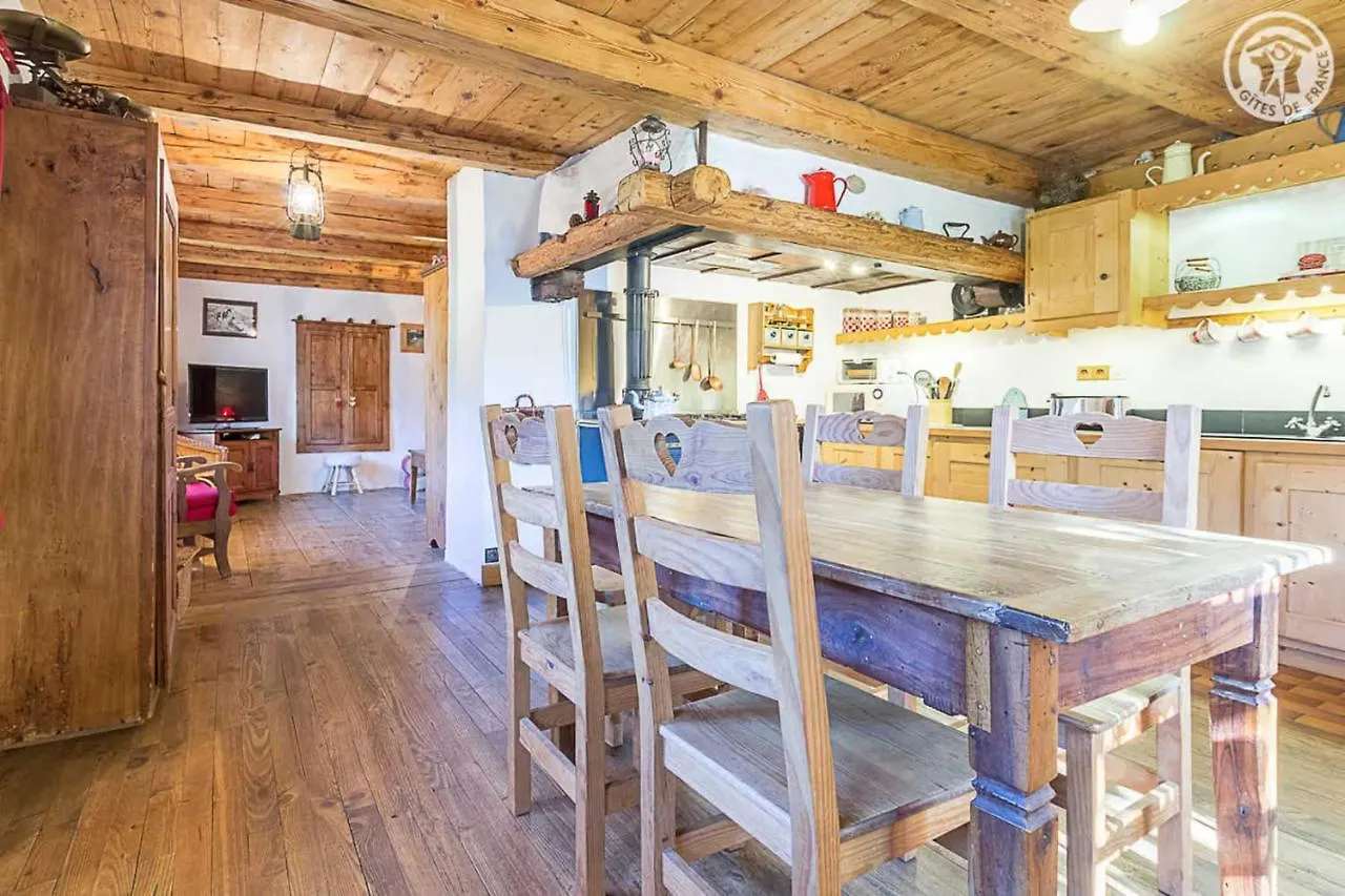 Chalet De Marie Proche Des Saisies Queige France