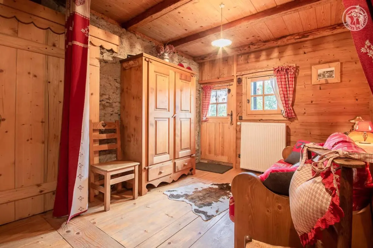 Chalet De Marie Proche Des Saisies Queige 0*,  France